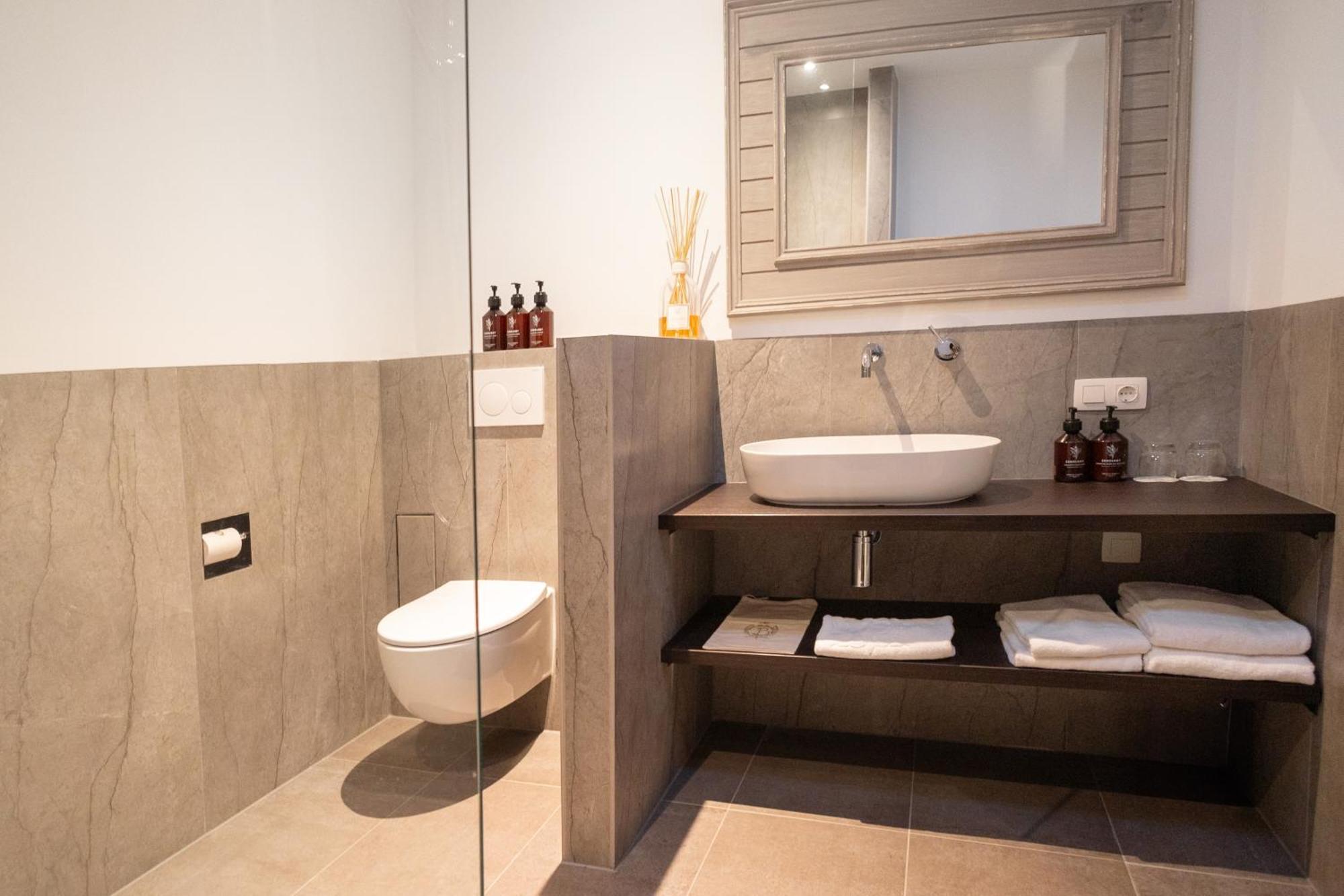Landhuishotel De Bloemenbeek 데 루테 외부 사진