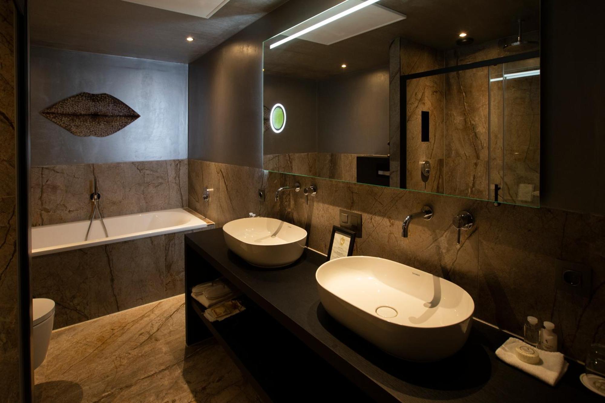 Landhuishotel De Bloemenbeek 데 루테 외부 사진